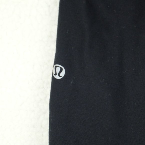 Lululemon Womens Yoga Pants 4 Black Blue Capri Ruffle Athletic Athleisure Casual - Picture 6 of 10